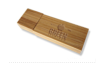 Abbildung: USB Wood SMALL - Produktion: Green