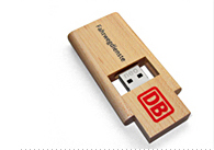 Abbildung: USB Wood SPECIAL - Produktion: DB